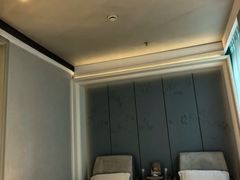 -浅深(世茂滨江精品店)