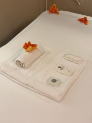 -禾颜社·精致美容