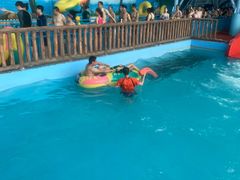 -青岛东方影都融创水世界