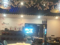 -老街烧烤大排档·地道湖北菜·龙虾馆(汉口火车站店)