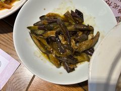 -黄泥岗·地道湖北菜(奥特莱斯店)