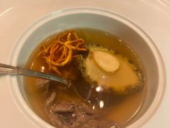 -龙虾酒吧扒房(宁波香格里拉店)