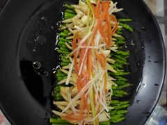 -鲸育宝宝月嫂(徐汇店)