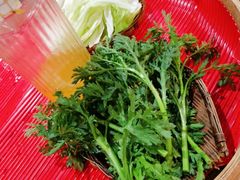 油麦菜-董眼镜火锅(洪崖洞总店)