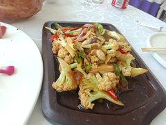 -皇冠明珠鱼翅楼(水上公园店)