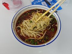 -陆元丰·兰州纯汤牛肉面(自强西路店)