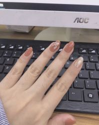 -LY美甲美睫
