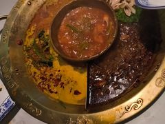 -哥老官重庆美蛙鱼头(宝山龙湖店)