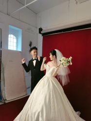 -挪娅婚纱摄影皇家会所