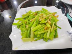 -雪野鱼头大王邢府公老店(雪野湖店)