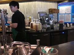 -星巴克(西藏路店)