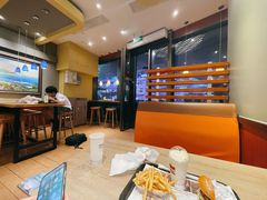 大堂-The Habit Burger Grill 哈比特汉堡(爱琴海店)