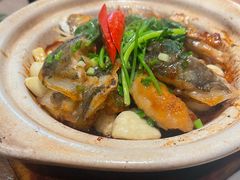 招牌砂锅鱼头排骨-鸽味轩·粤菜小馆(高楼门总店)
