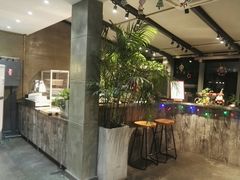 -HIGH FIVE哈福手工汉堡(桂林路店)