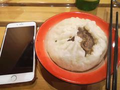 -聚首堂·特色小吃·肘子(什刹海德胜门店)