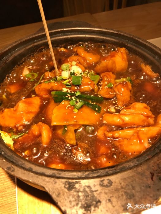 爱煲爱鱼酱汁鱼煲(怀特店)酱汁鱼煲图片 - 第1张