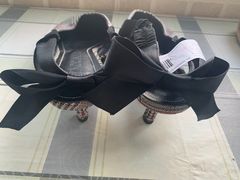 -爱革·奢品·鞋包·衣物·家居(博荟广场店)