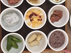-乐领拈花溪·林涧食韵