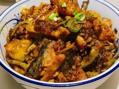 -老码头黑皮肘子锅包肉(赣水路店)