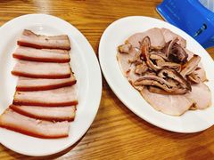 -李连贵熏肉大饼(沈阳站店)