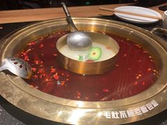 -周小明火锅(黑金冠社区店)