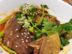 -江渔儿酸菜鱼(奥园广场金发购物中心店)