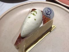 -LE SAPHIR 莎菲尔菓子(和兴店)