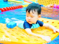 -龙格亲子游泳俱乐部(泊富中心)