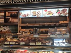 面包甜点陈列柜-德南面包房(尚都店)