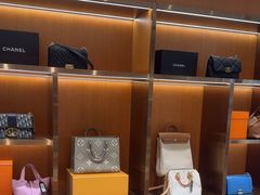 -臻新二手奢侈品回收鉴定(塘桥店)