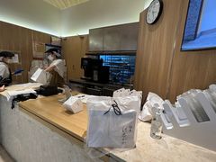 -银座仁志川·生吐司专门店(香港广场店)