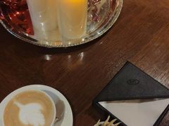-广州中心皇冠假日酒店·汇点大堂吧