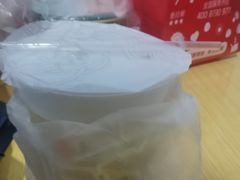 -鑫花溪牛肉米粉(人民广场店)