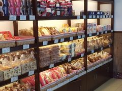 -红宝石·鲜奶小方·海派西点房(南翔店)