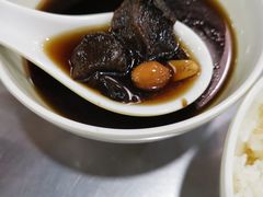 -华香鹅快餐店
