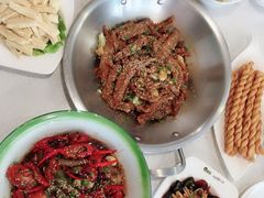 -张大师鸭爪爪特色干锅(南湖店)