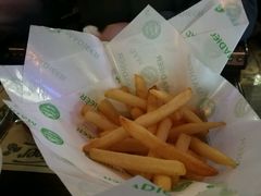 -马迭尔德式西餐精酿啤酒屋(中央大街店)