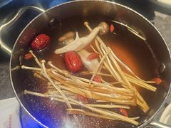 -德天肥牛海鲜火锅(城西银泰店)