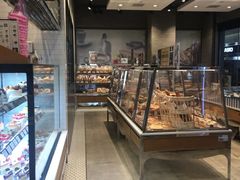 面包甜点陈列柜-巴黎贝甜(熙悦汇店)