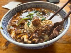 -沪西老弄堂面馆(定西路店)