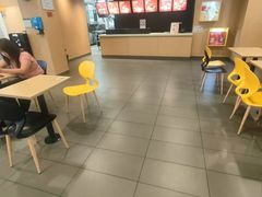 -麦当劳(石坝服务区店)