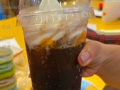 甜品站可乐麦炫酷-麦当劳(普陀香溢花城店)
