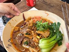 -方铲铲·成都板凳面(滨江银泰店)