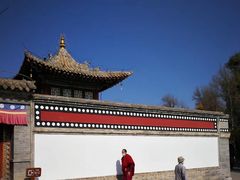 -塔尔寺游客服务中心