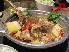 -沪小胖小龙虾(淮海中路旗舰店)