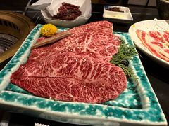 -山川小町·极番烧肉(新地假日广场店)