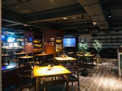 大堂-JINNS锦时 steak&pizza(浸信会礼拜堂旧址店)