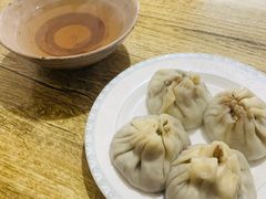 -严氏重油烧麦(民权路店)