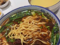 -镇南锅盖面馆(解放路店)