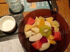 -豪客嘉族·麦尼顿西餐厅(乐福天下店)